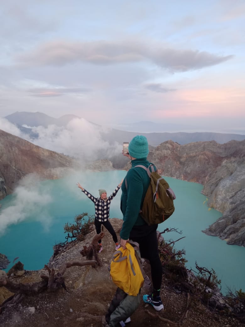 Discover the Otherworldly Beauty of Ijen Crater